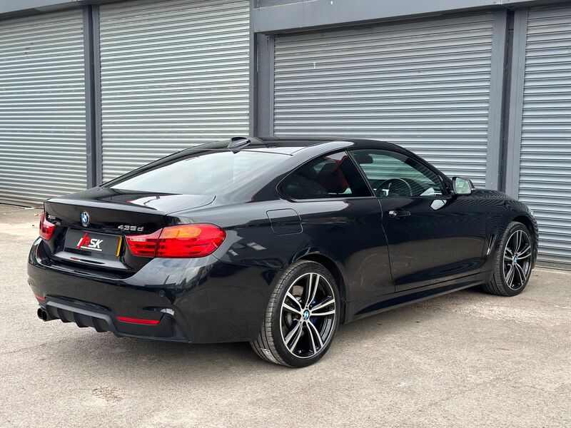 BMW 4 SERIES