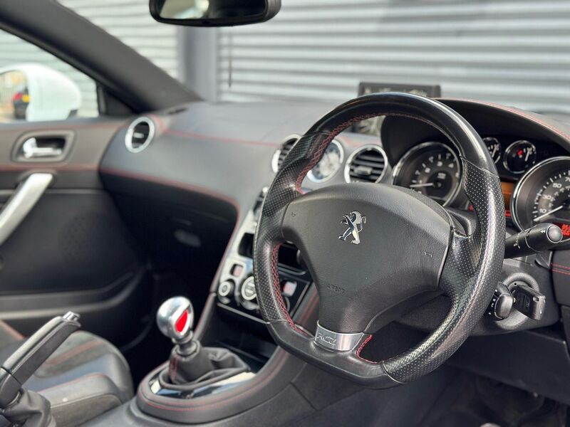 PEUGEOT RCZ