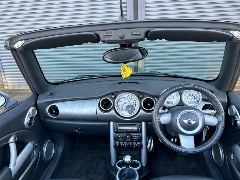 MINI CONVERTIBLE