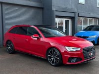 AUDI A4 AVANT