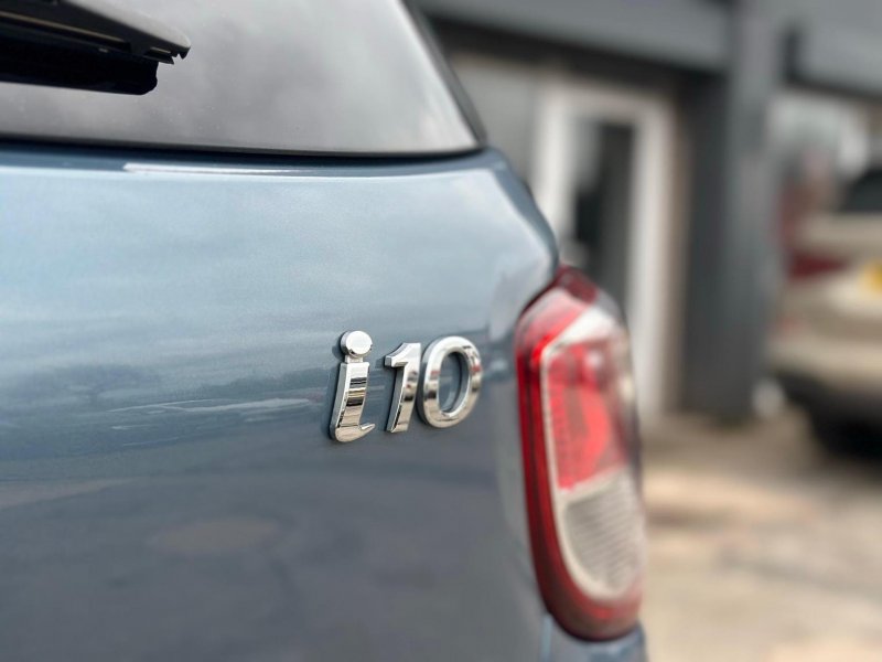 HYUNDAI I10
