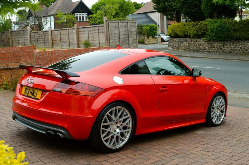 AUDI TT