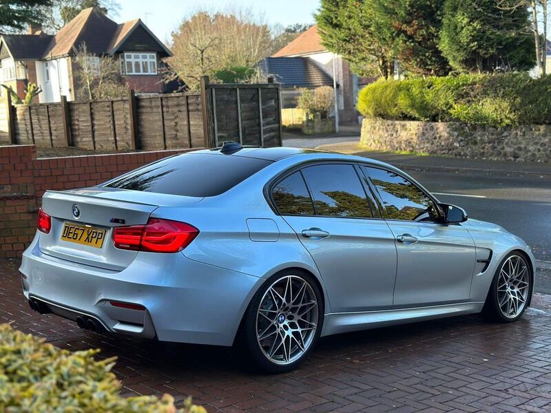 BMW 3 SERIES