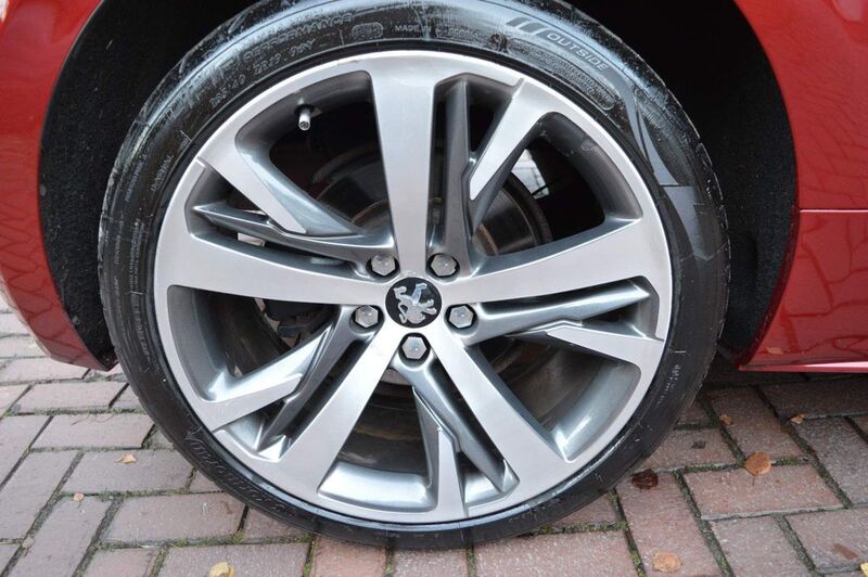 PEUGEOT RCZ