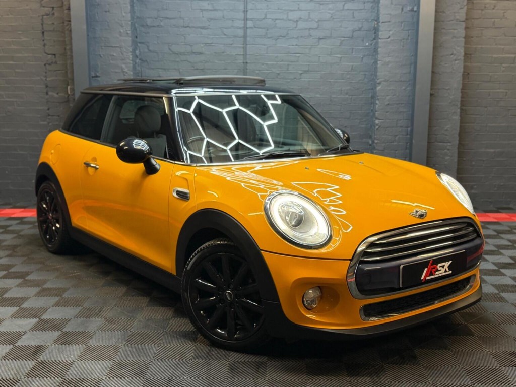 2014 MINI HATCH